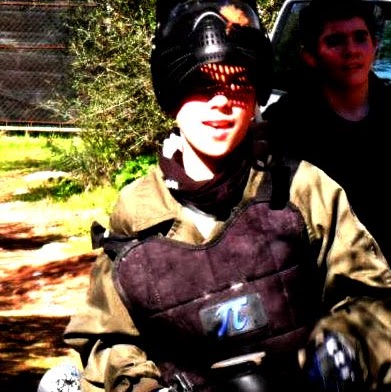 Joan Oliver Photo 41