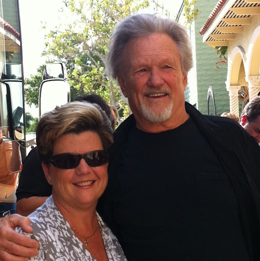 Lisa Robbins Photo 41