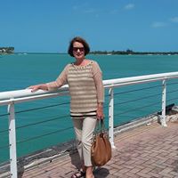 Suzanne Armstrong Photo 15