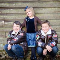 Stephanie Lindsay Photo 21