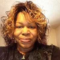 Julie Randle Photo 18