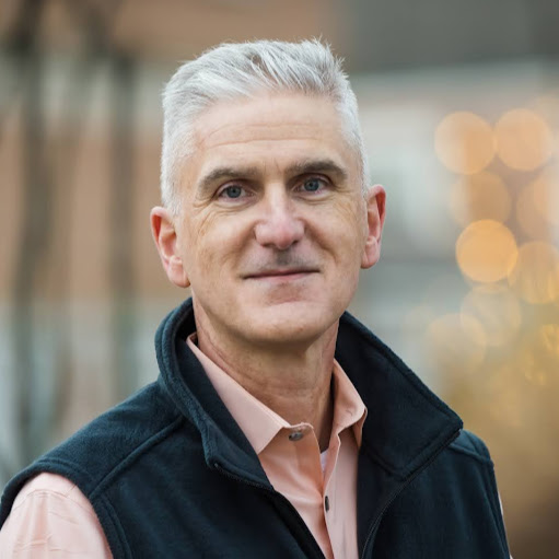 Shannon Lowe Photo 15