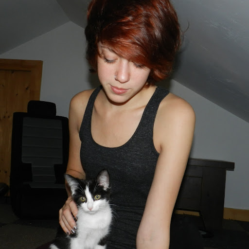 Nicole Dean Photo 22