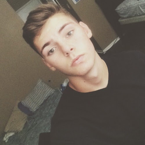 Devin Hutchinson Photo 2