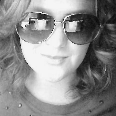 Alice Newman Photo 27