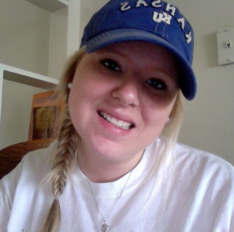 Carly Adams Photo 10