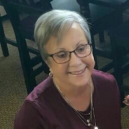 Jennifer Sutherland Photo 20