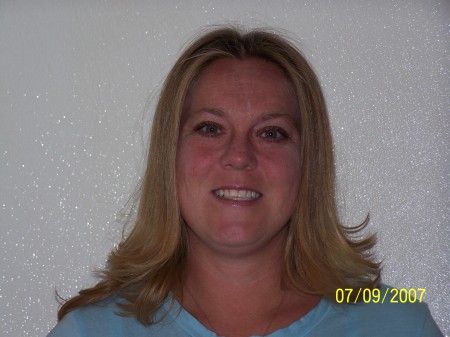 Tiffany Tucker Photo 37