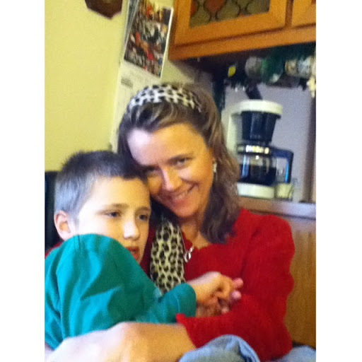 Denise Skinner Photo 36