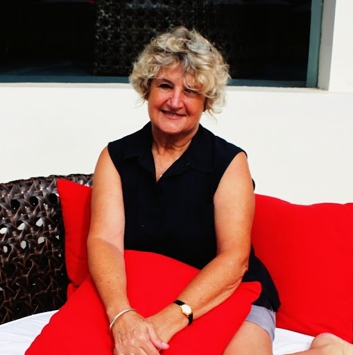 Debra Simon Photo 18