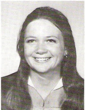 Michelle Elliott Photo 12