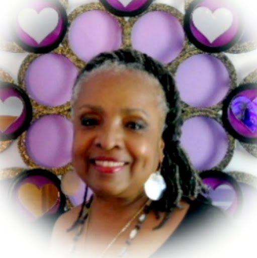 Clarissa Davis Photo 32