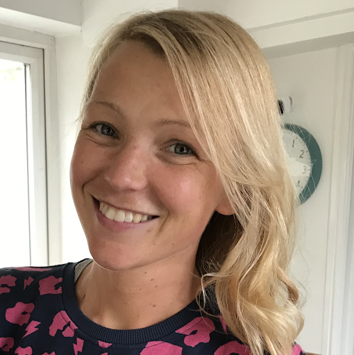 Elizabeth Masters Photo 10