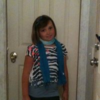 Kristin Young Photo 15