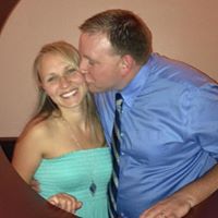 Julie Willard Photo 37