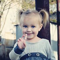 Rachel Weir Photo 32