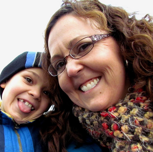 Julie Horne Photo 38