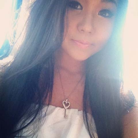 Sarah Shoemaker Photo 17