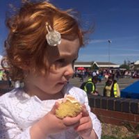 Sarah Walsh Photo 11