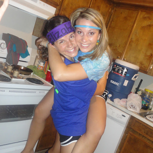 Elizabeth Strange Photo 23