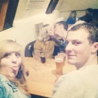 Danielle Welsh Photo 17