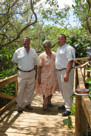 Beverly Thomas Photo 11