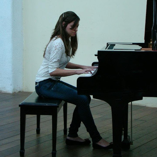 Alissa Torres Photo 7