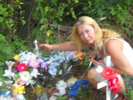 Kathleen Abbott Photo 26