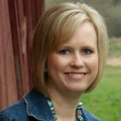 Denise Thompson Photo 32