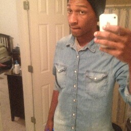 Dee Randall Photo 10