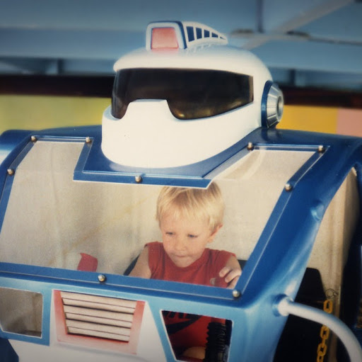 Christopher Grayson Photo 14