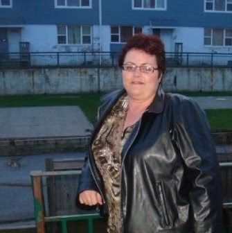 Amy Redding Photo 17