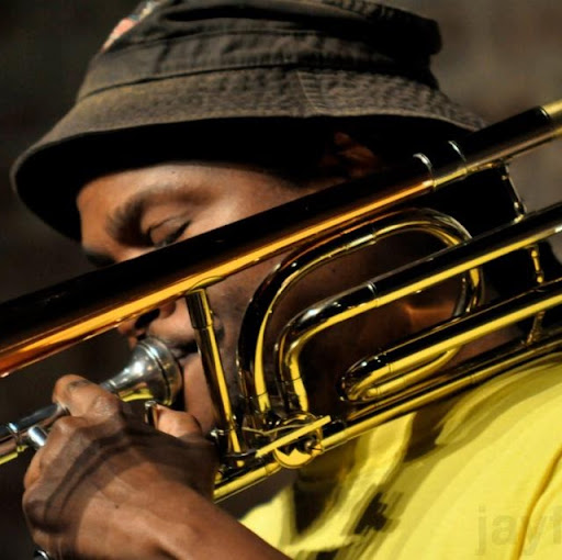 Demetrius Daniel Photo 5