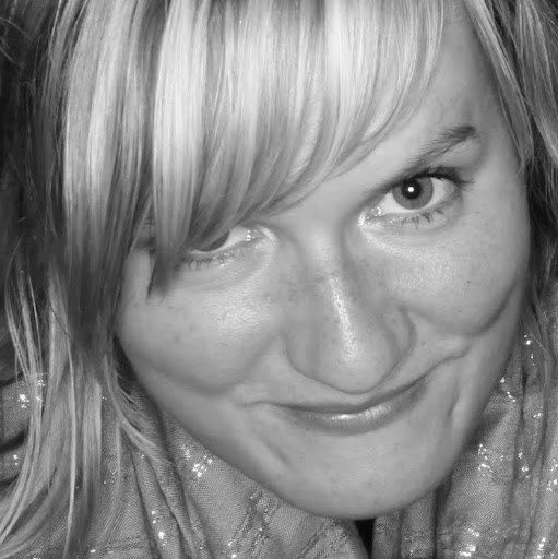 Kirsten Frey Photo 1