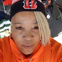 Alicia Garrett Photo 32