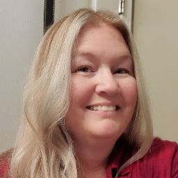 Tracie Roberts Photo 40