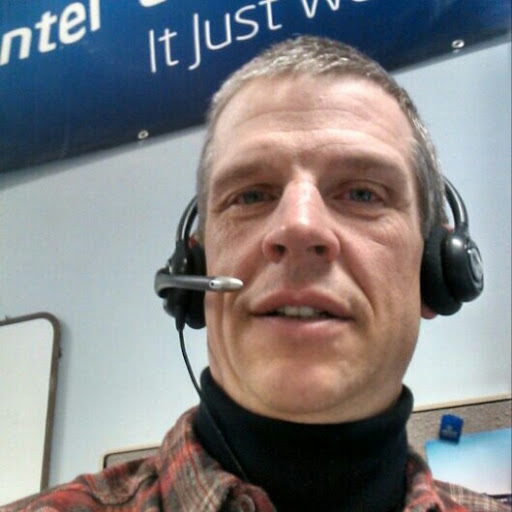 Jeffrey Elliott Photo 24