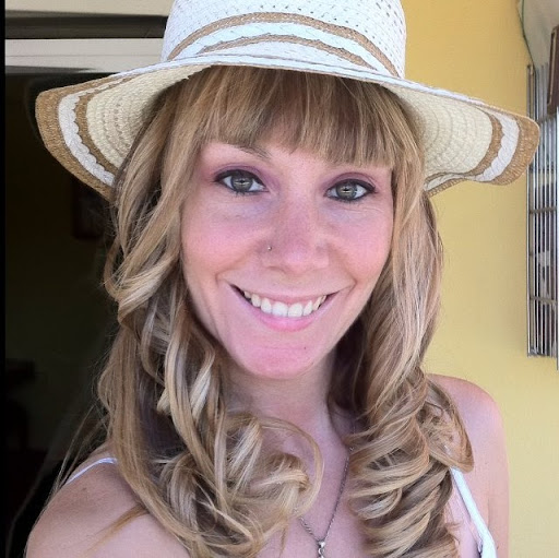 Ana Velasco Photo 28
