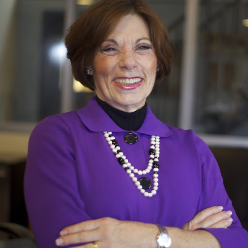 Susan Markham Photo 34