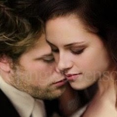 Victoria Romero Photo 31