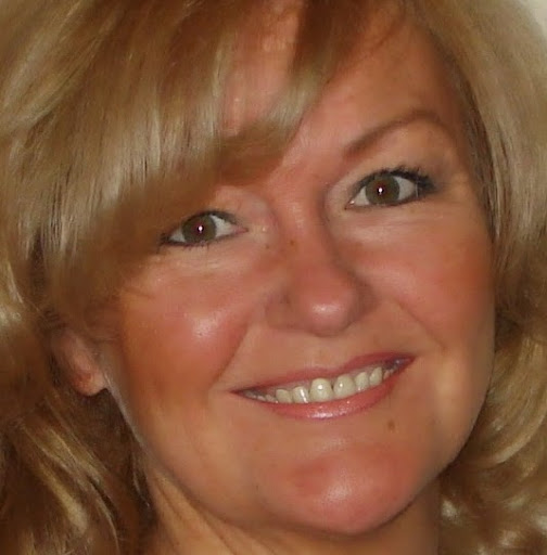 Paula Dunn Photo 27