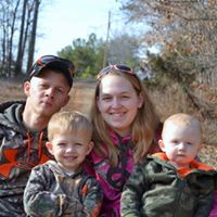 Sara Conner Photo 35