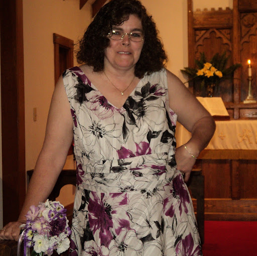 Julie Robinson Photo 11