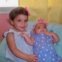 Sara Tuttle Photo 14