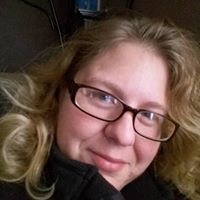 Angela Hardy Photo 36