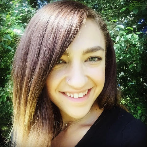 Jennifer Lang Photo 49