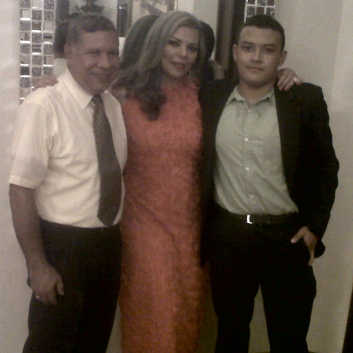 Cesar Salas Photo 15