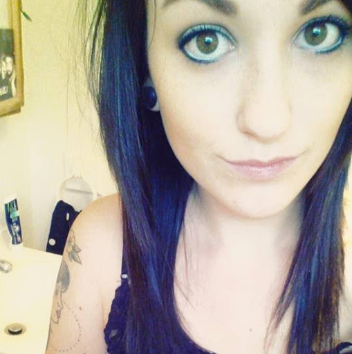 Heidi Phillips Photo 14