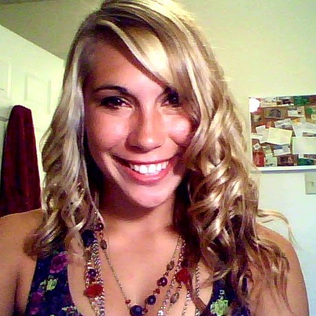 Sara Jacobson Photo 35