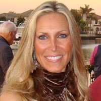 Janine Petersen Photo 21